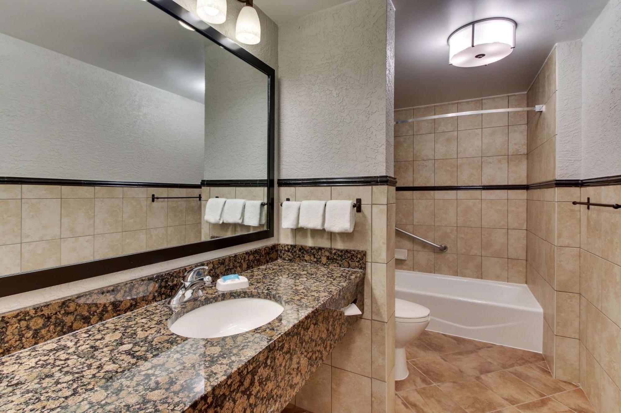 Drury Inn & Suites Phoenix Happy Valley Экстерьер фото