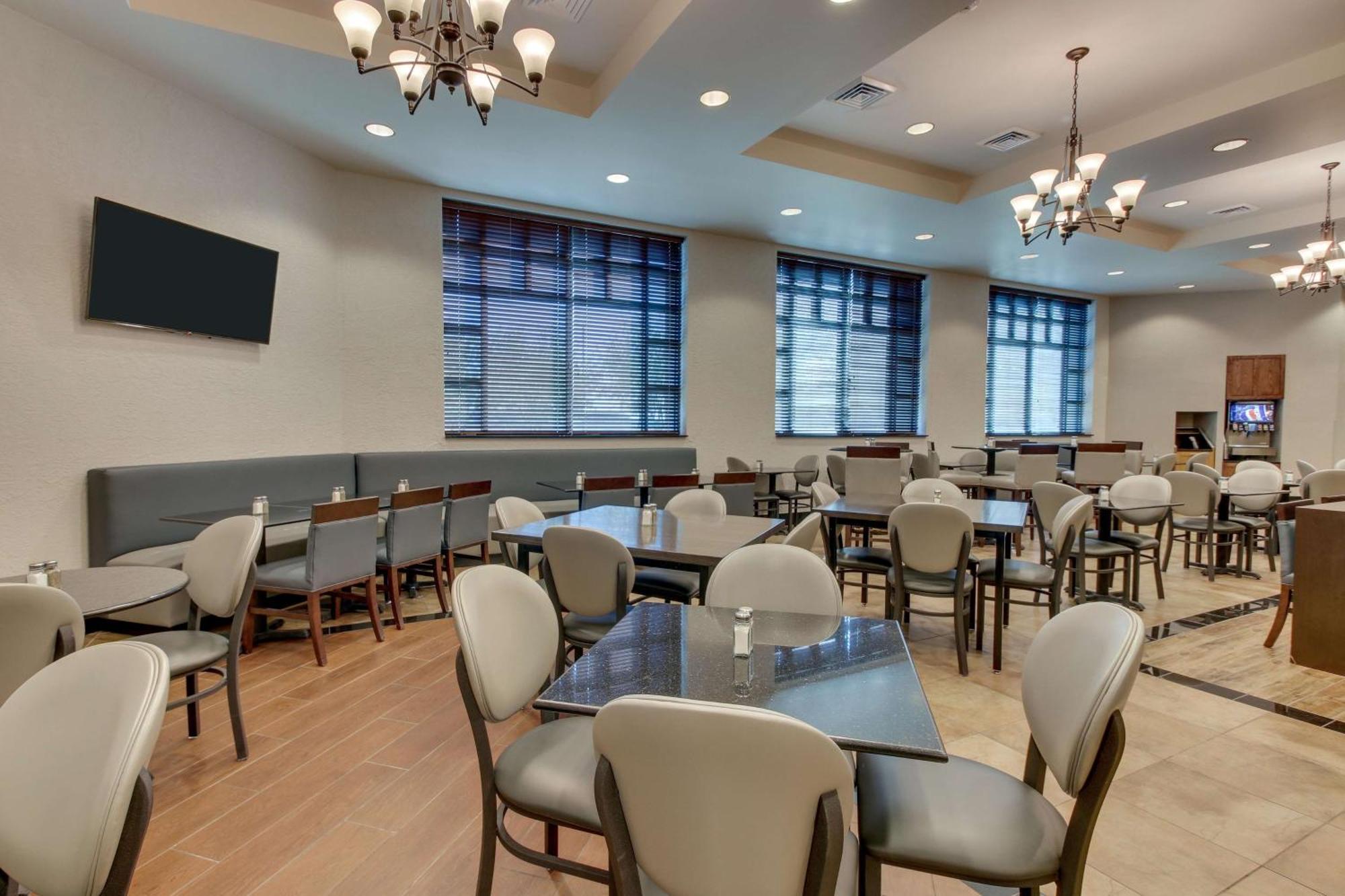 Drury Inn & Suites Phoenix Happy Valley Экстерьер фото